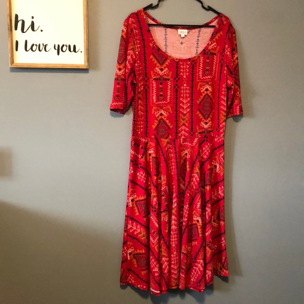 EUC LuLaRoe Nicole Dress